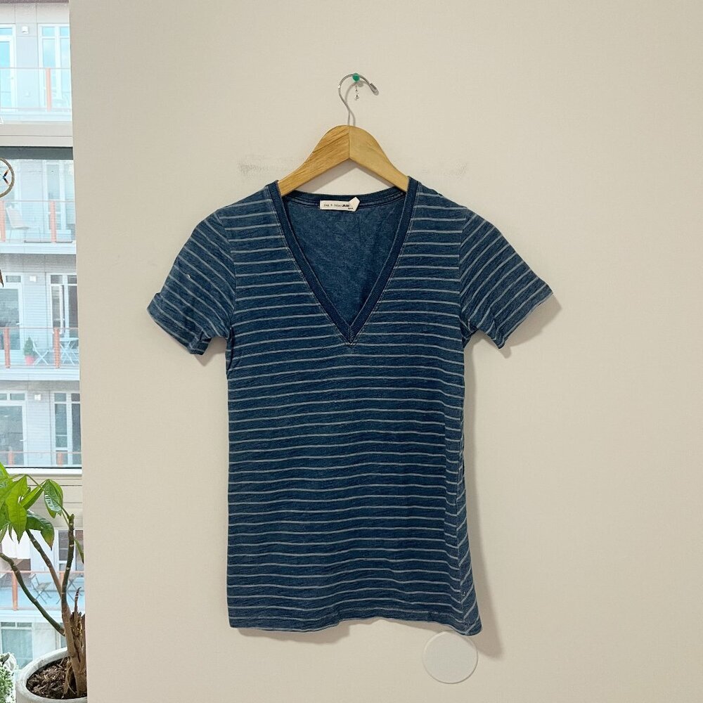 Rag & Bone Jean Two Toned Blue Stripe V Neck Short Sleeve Top Size XS